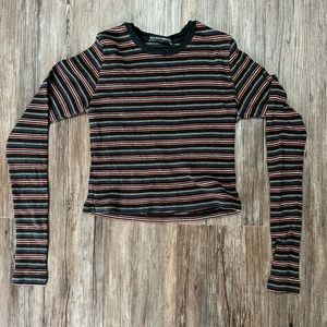 Brandy Melville long sleeve crop top